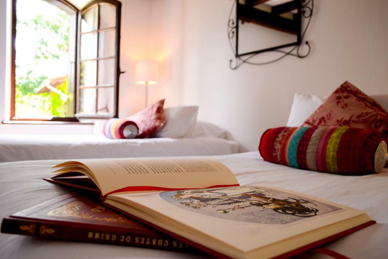 Chambres D'Hotes Domaine Du Hameau Baylesse Saint-Jean-d'Aigues-Vives Bagian luar foto