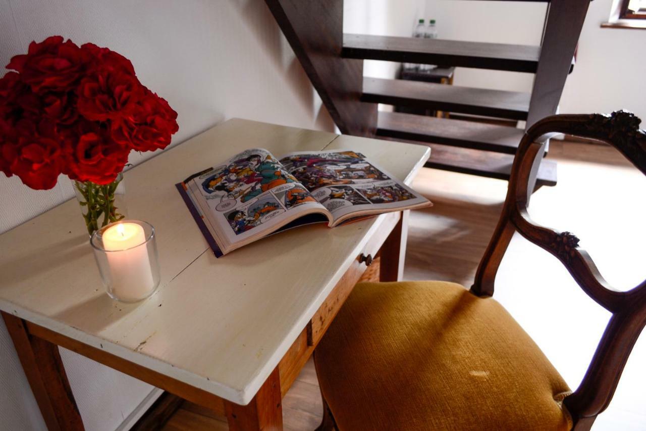 Chambres D'Hotes Domaine Du Hameau Baylesse Saint-Jean-d'Aigues-Vives Bagian luar foto